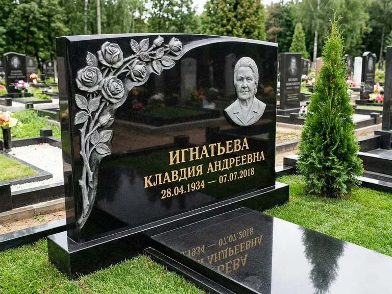Памятник с барельефом — выполненная работа 45 в Ставрополе