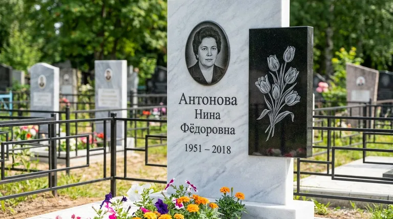 Памятник с гравировкой тюльпанов — выполненная работа «Антонова» в Ставрополе