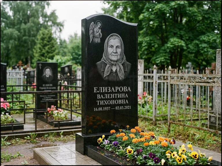 Памятник с гравировкой ангела — гравировка ангела с голубем по диагонали стелы, работа «Пантелеева» в Ставрополе