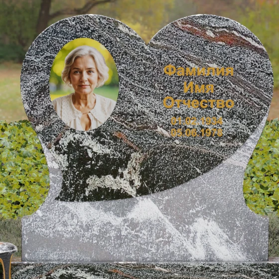 Вертикальный гранитный памятник в Ярославле, гранит амфиболит