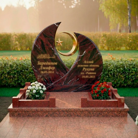 Мусульманский памятник с полумесяцами, гранит Лезниковский